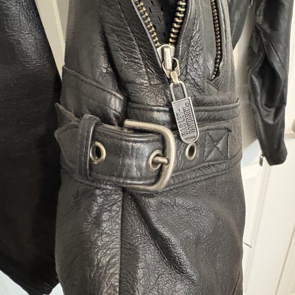 Harley Davidson Riding Jacket - Picture 4 of 16